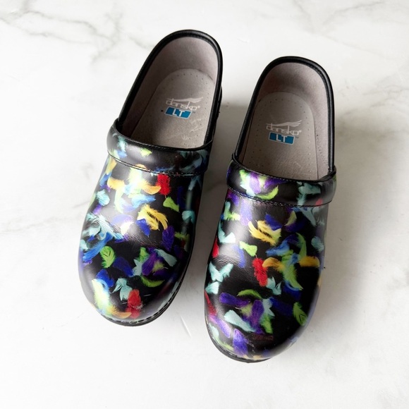 Dansko Womens LT Pro Size 7.5 Plume Feather Patent Professional Clogs - Picture 1 of 6